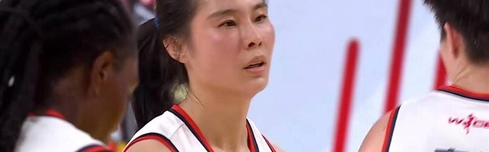 新球体育-爆冷！四川女篮4年3冠，FMVP竟不是王思雨！宫鲁鸣该召她进世界杯了|李缘|总决赛|山西队|外线|四川队_新浪体育_新浪新闻